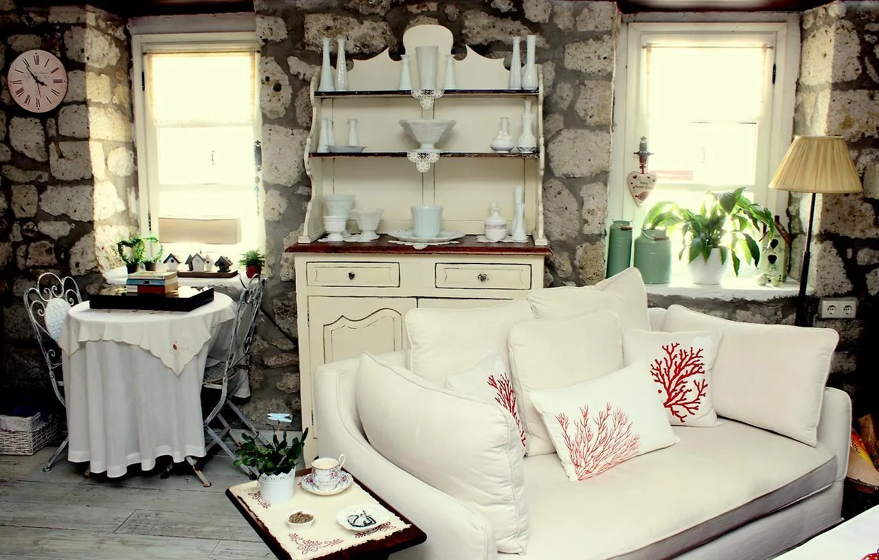 Yukari Sokak Special Category Hotel Alacati Turkey